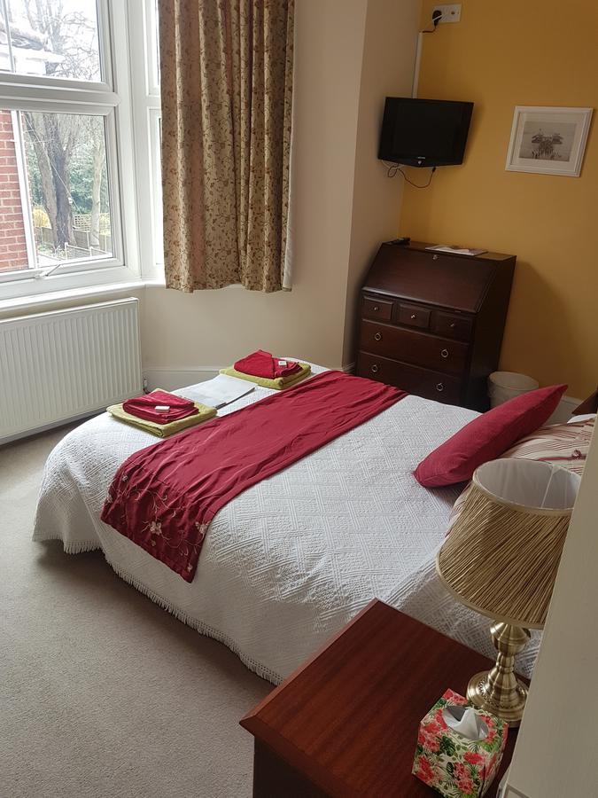 Madison House Bed & Breakfast Southampton Ngoại thất bức ảnh